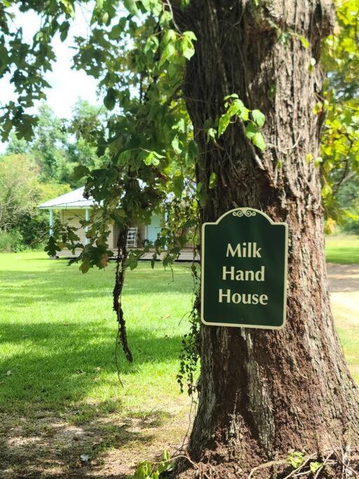 Milk Hand House.. Peaceful 1 Bedroom Cabin Hammond Bagian luar foto